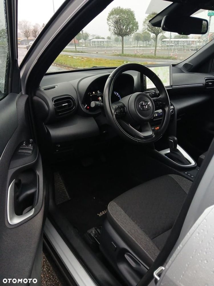 Toyota Yaris Cross Hybrid 1.5 Comfort - 17