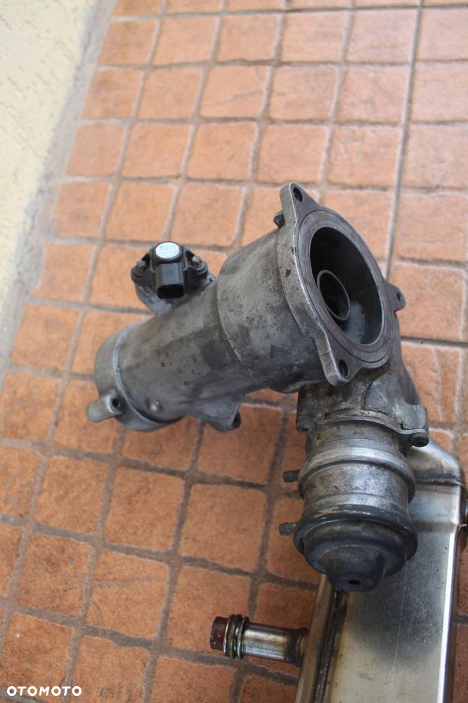 ZAWÓR EGR CHŁODNICZKA MERCEDES W210 3.2 CDI A6131420079 - 4