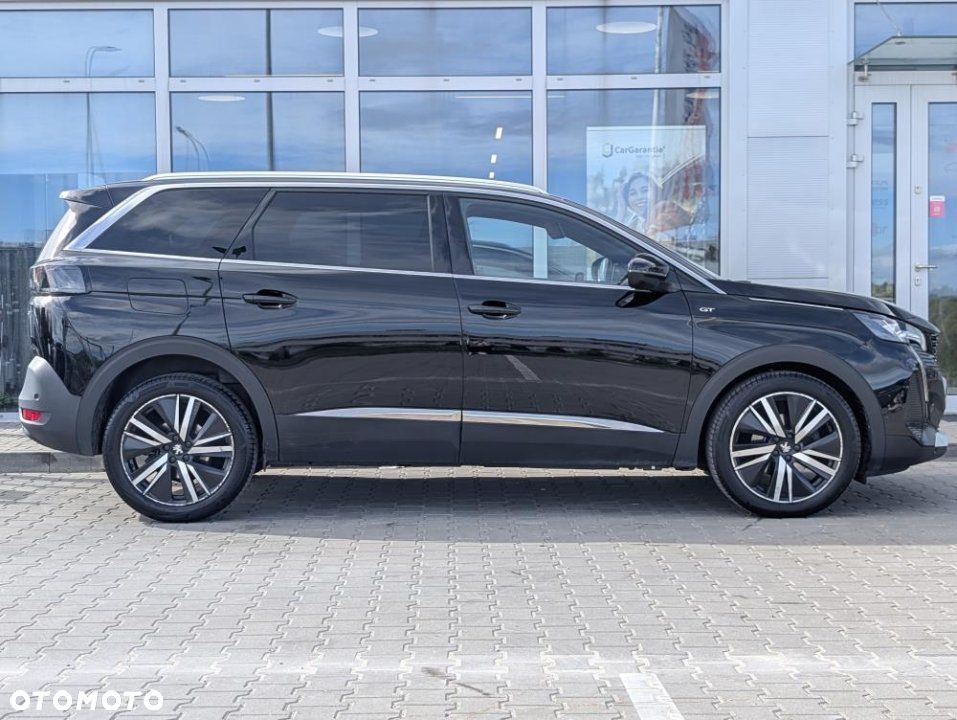 Peugeot 5008 - 5