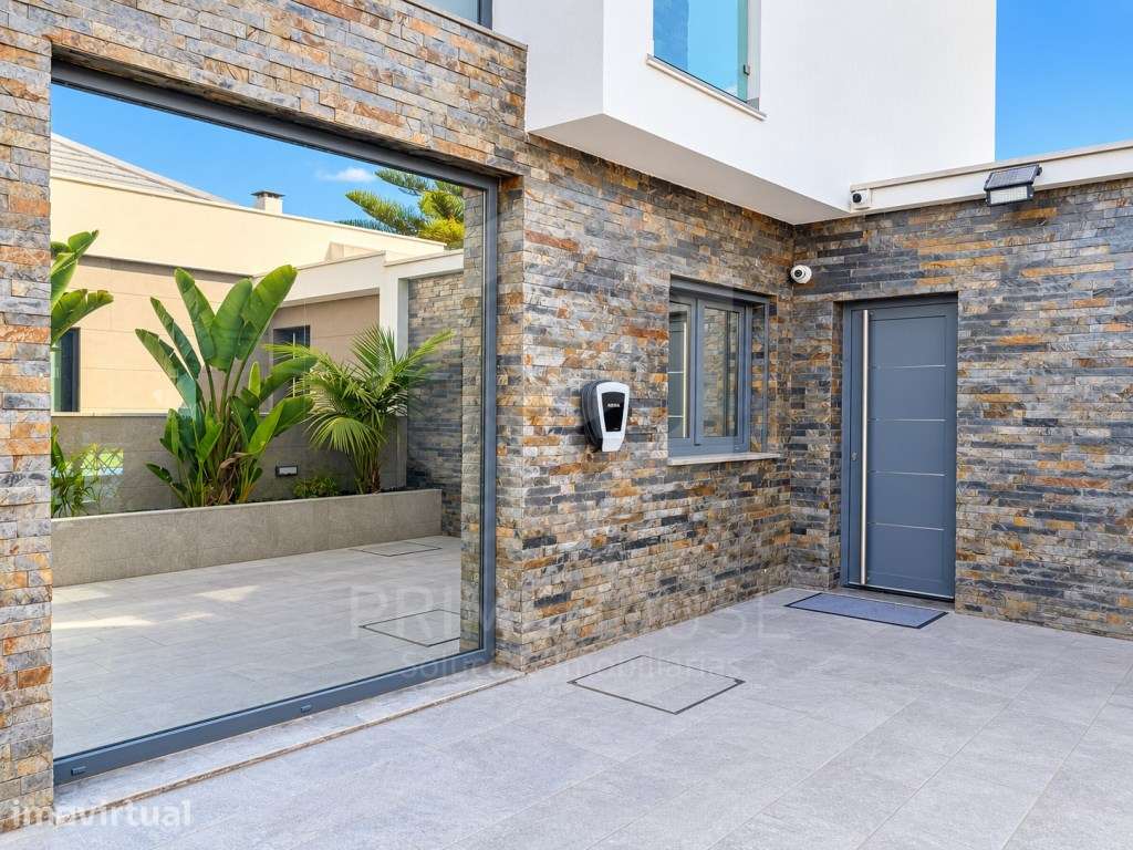 Moradia T4 Premium com Piscina Coberta e Garagem - Grande imagem: 5/60
