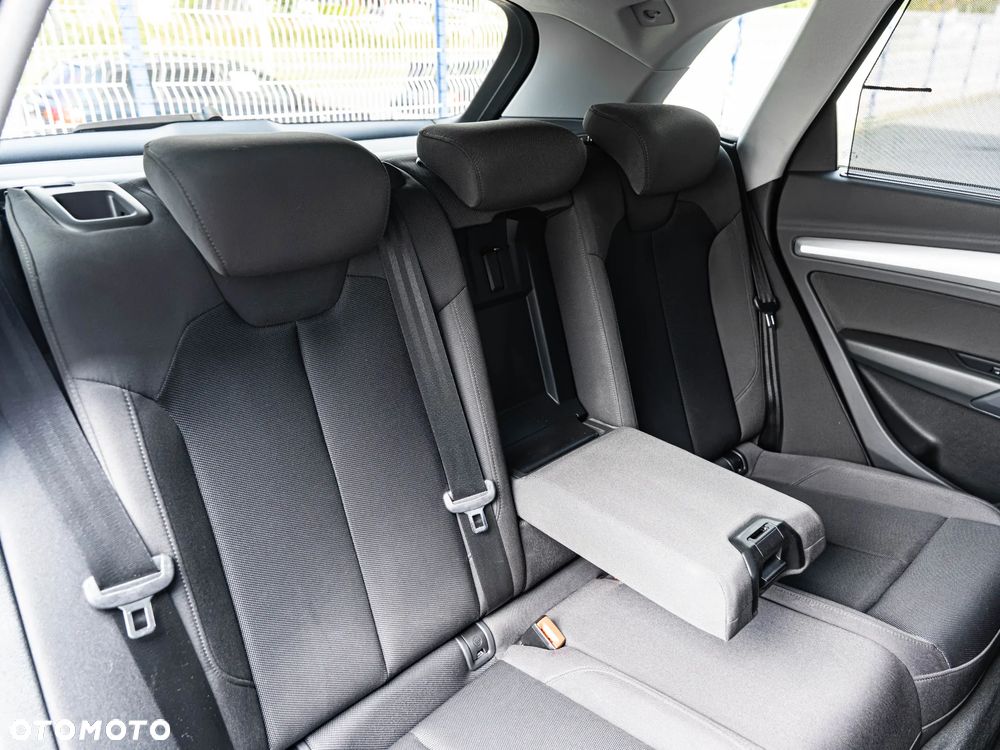 Audi Q5 45 TFSI quattro S tronic S line business - 27
