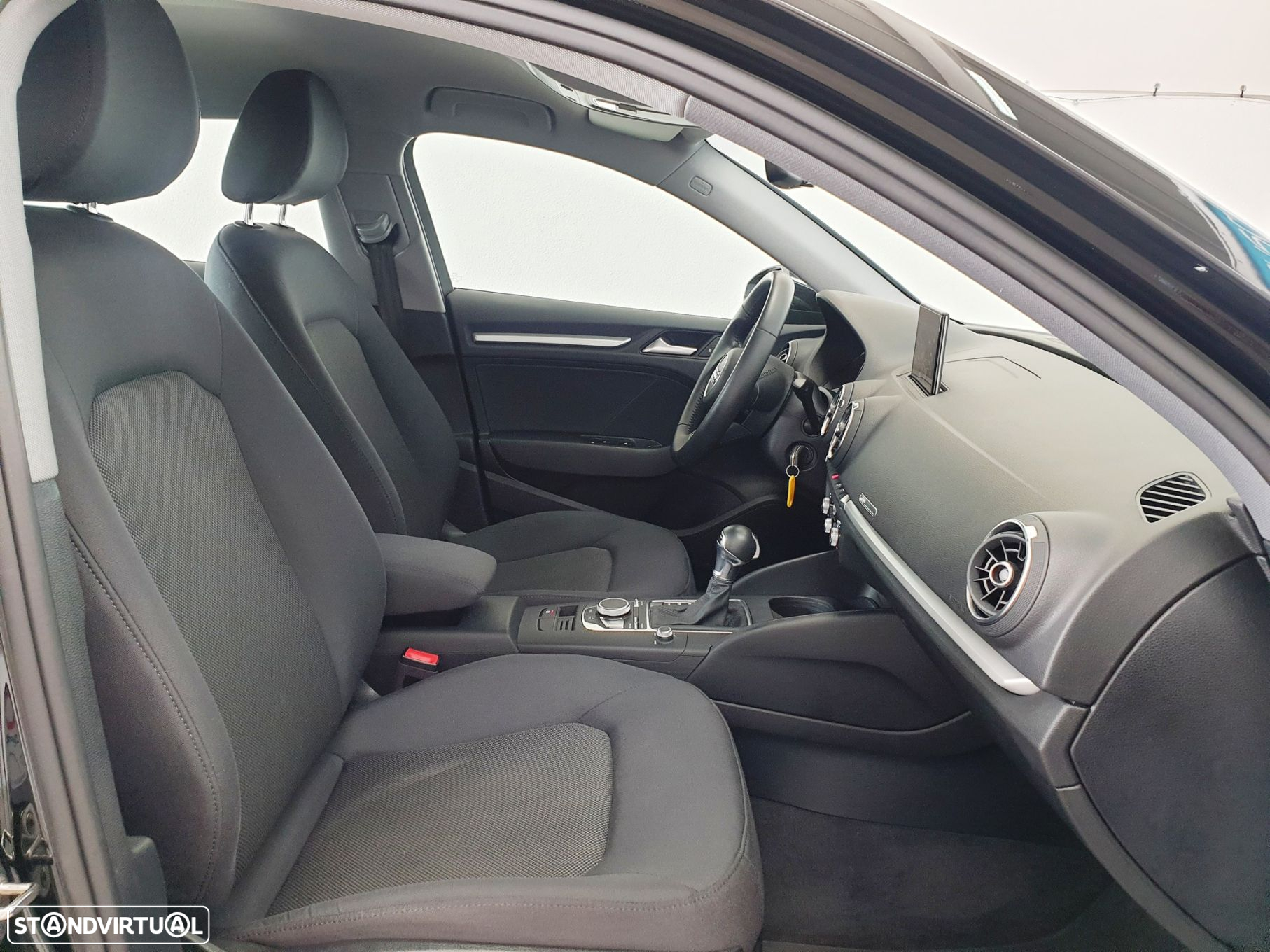 Audi A3 Limousine 1.6 TDi S tronic - 24
