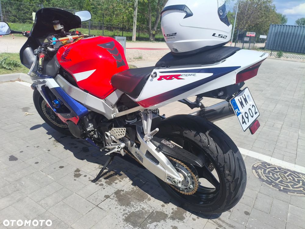 Honda CBR - 8