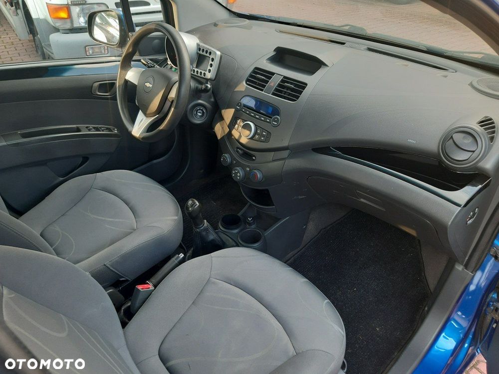Chevrolet Spark 1.2 LS+ - 29