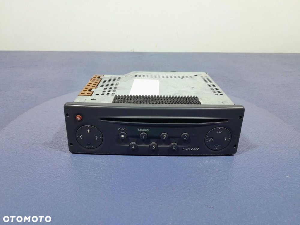 RENAULT LAGUNA II RADIO CD FABRYCZNE 8200002607 - 1