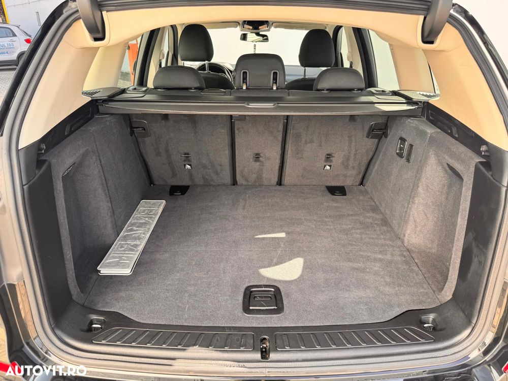 BMW X3 xDrive20d AT Luxury Line - 12