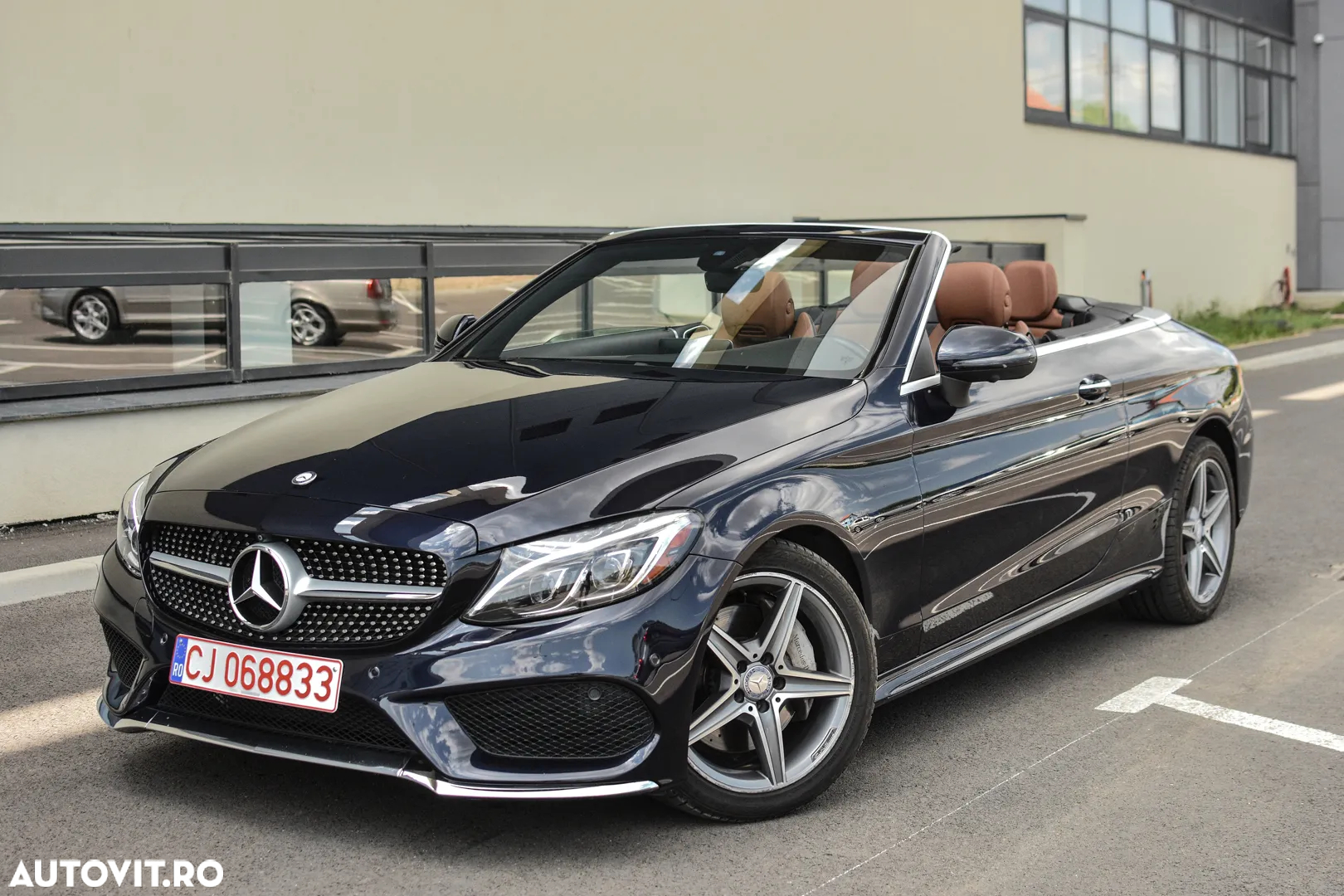 Mercedes-Benz C 300 Cabrio 9G-TRONIC AMG Line - 12