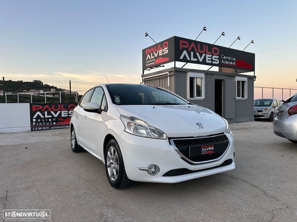 Peugeot 208 1.4 HDi Active - 1