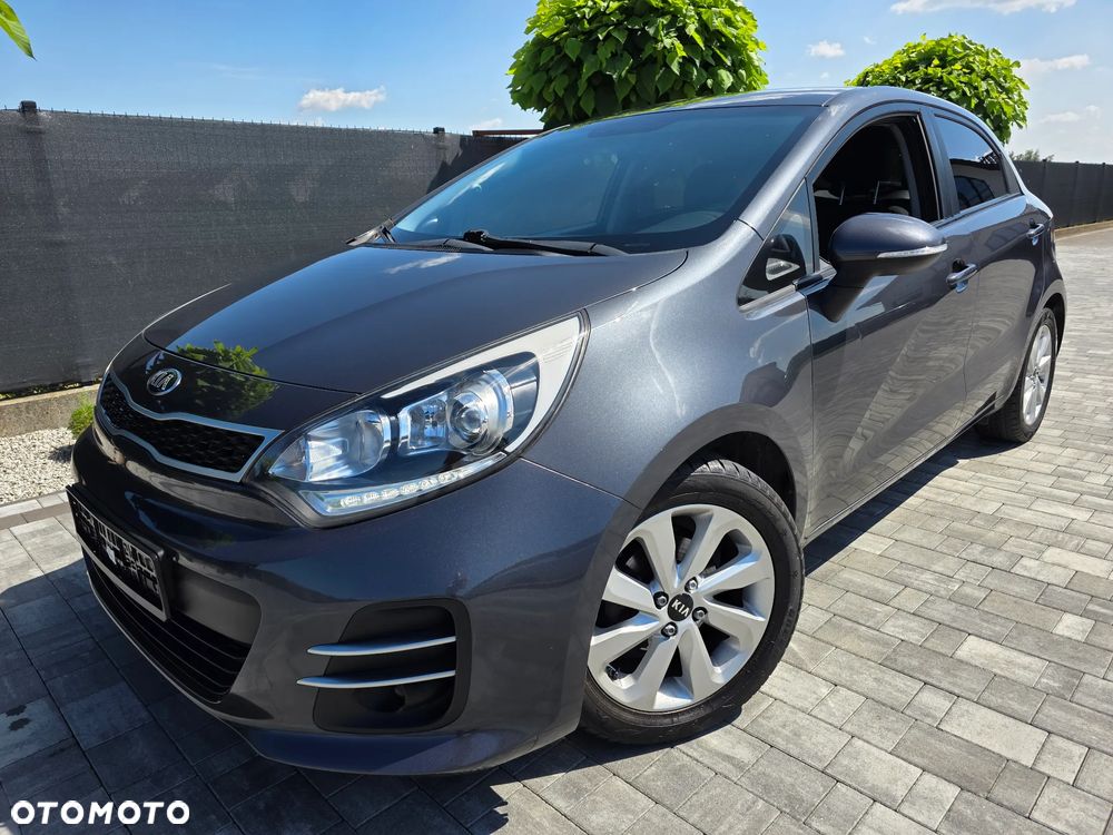 Kia Rio 1.2 Dream Team Edition - 11