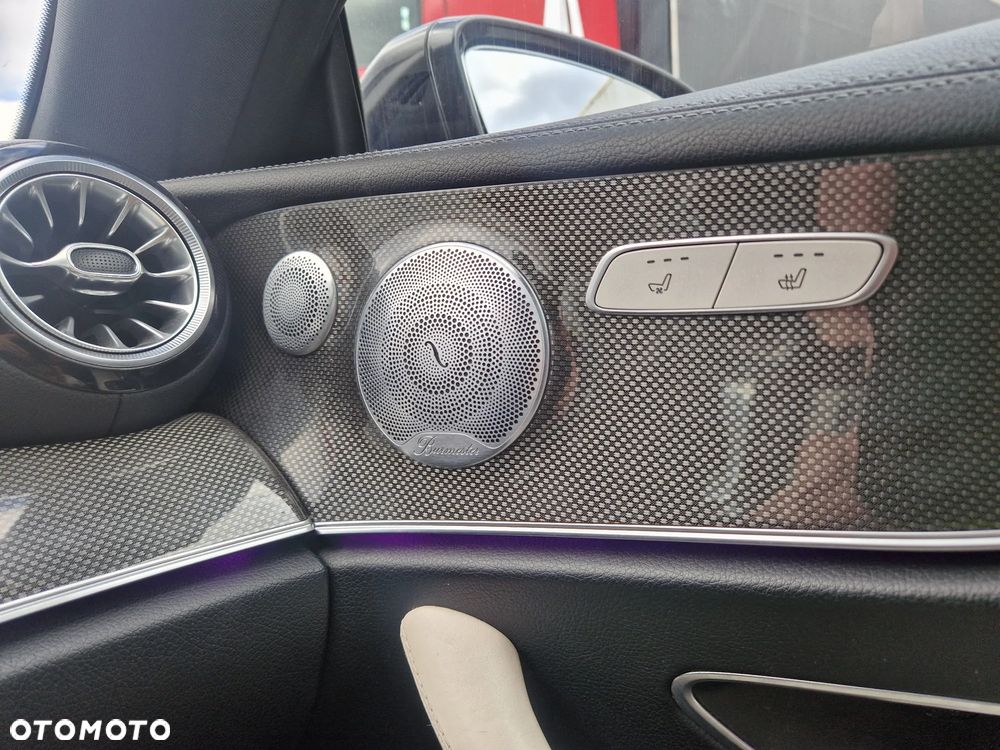 Mercedes-Benz Klasa E 220 d Coupe 9G-TRONIC - 20