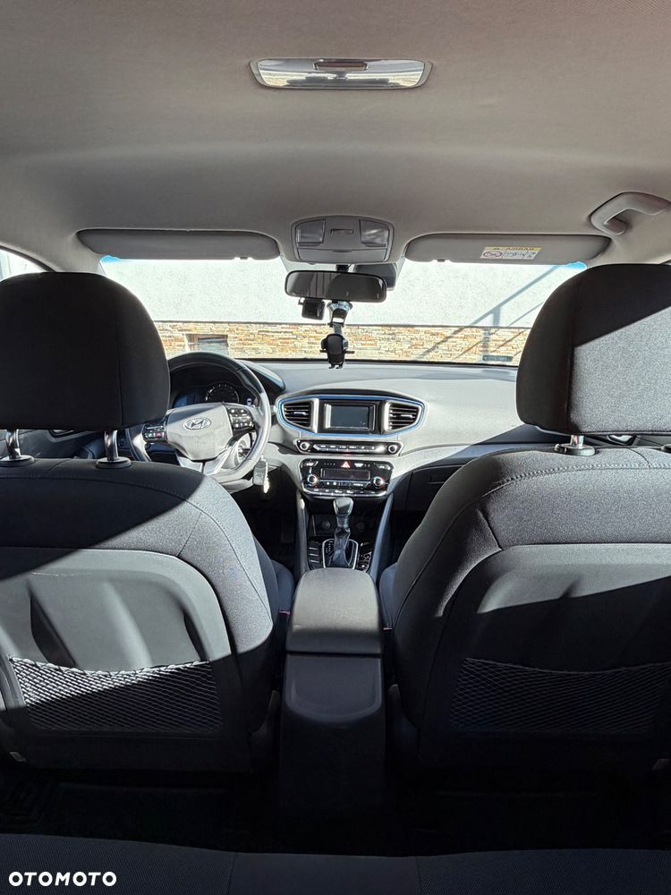 Hyundai IONIQ hybrid Premium - 11