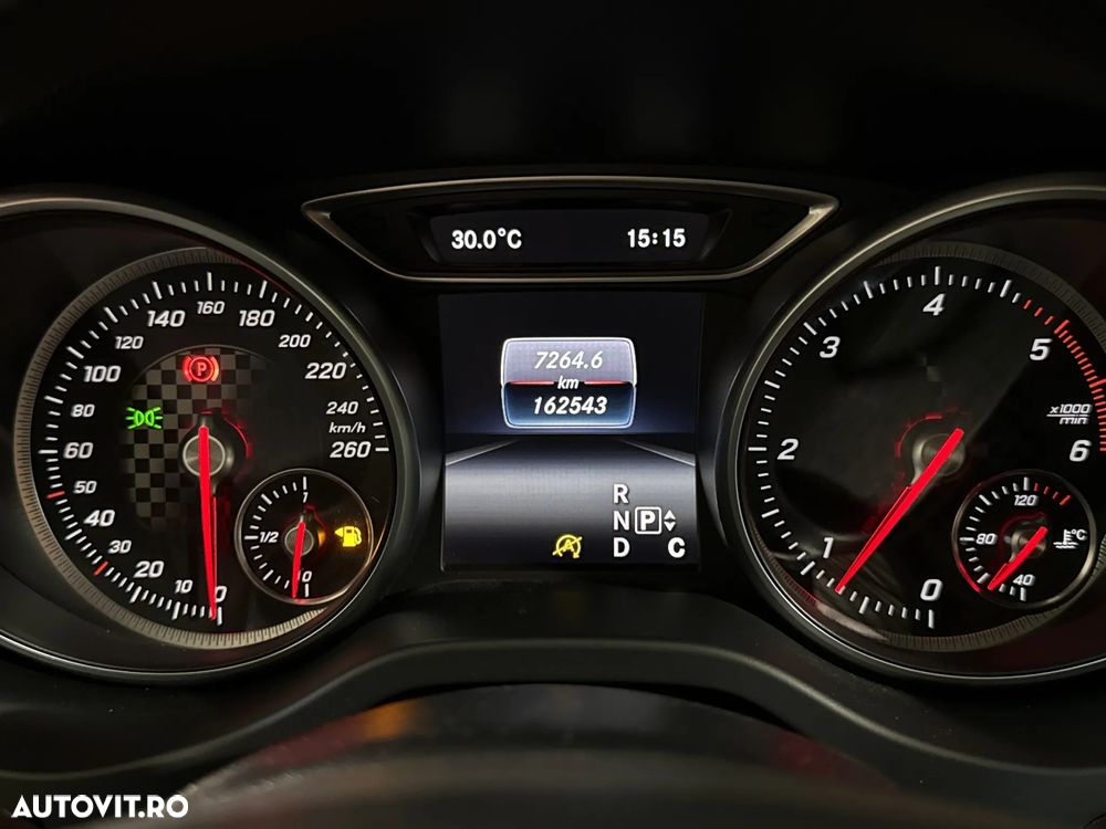 Mercedes-Benz A 200 - 11