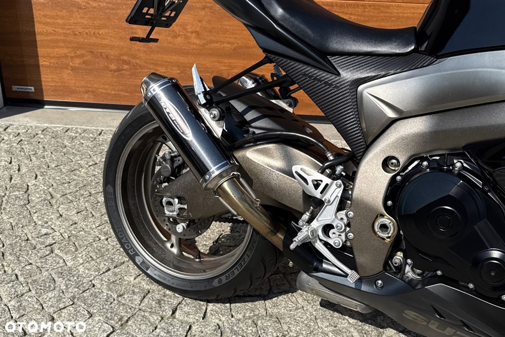 Suzuki GSX-R - 10