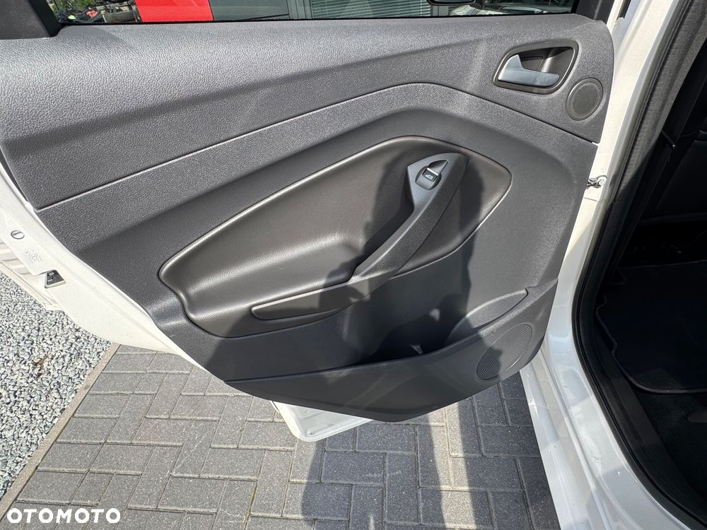 Ford Kuga 2.0 TDCi AWD ST-Line - 29