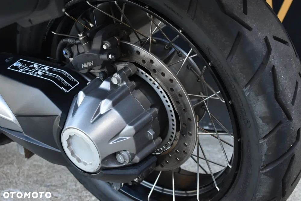 Honda VFR - 22