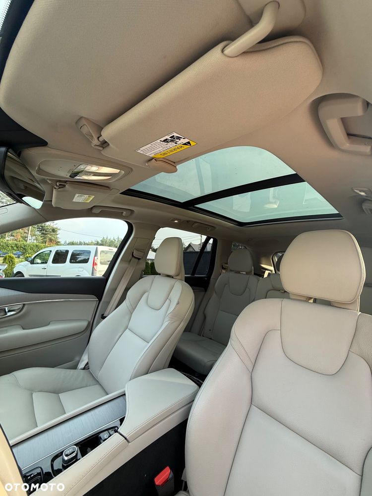 Volvo XC 90 B5 B AWD Core 7os - 8