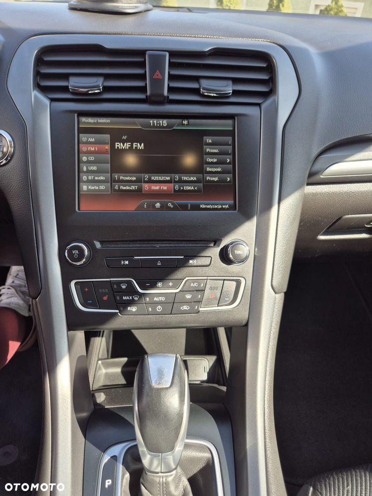 Ford Mondeo 2.0 TDCi Titanium PowerShift - 23