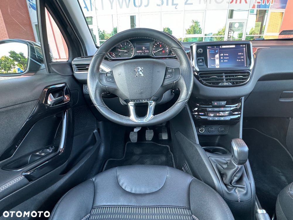 Peugeot 208 - 7