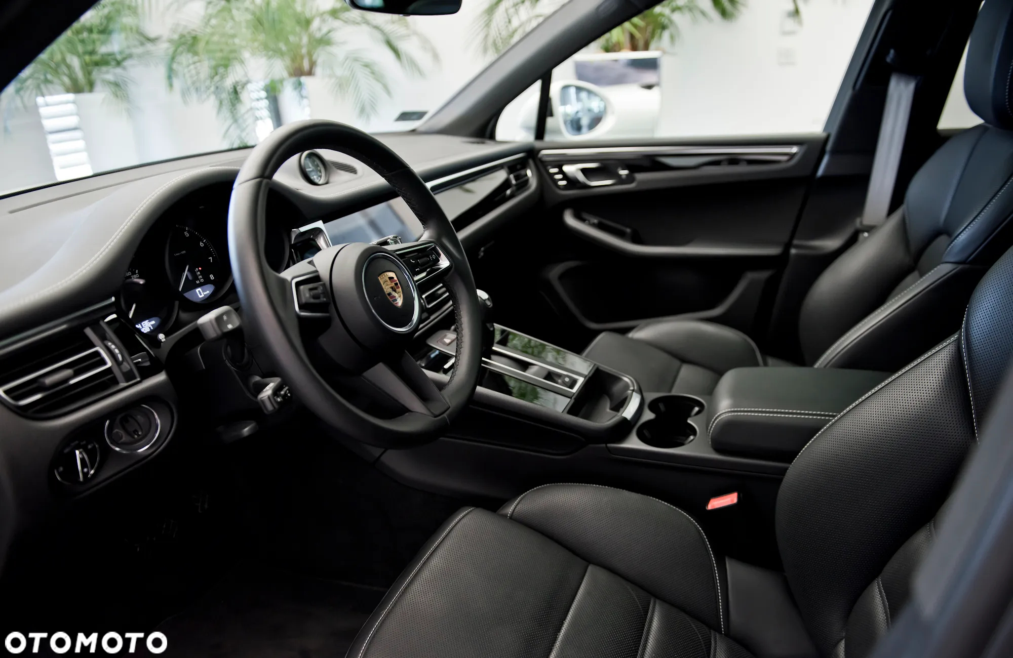 Porsche Macan Standard - 4