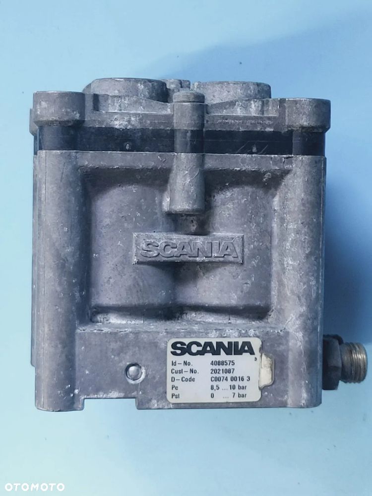 ZAWOR KOSTKA EGR SCANIA 2021087 4088575 - 1