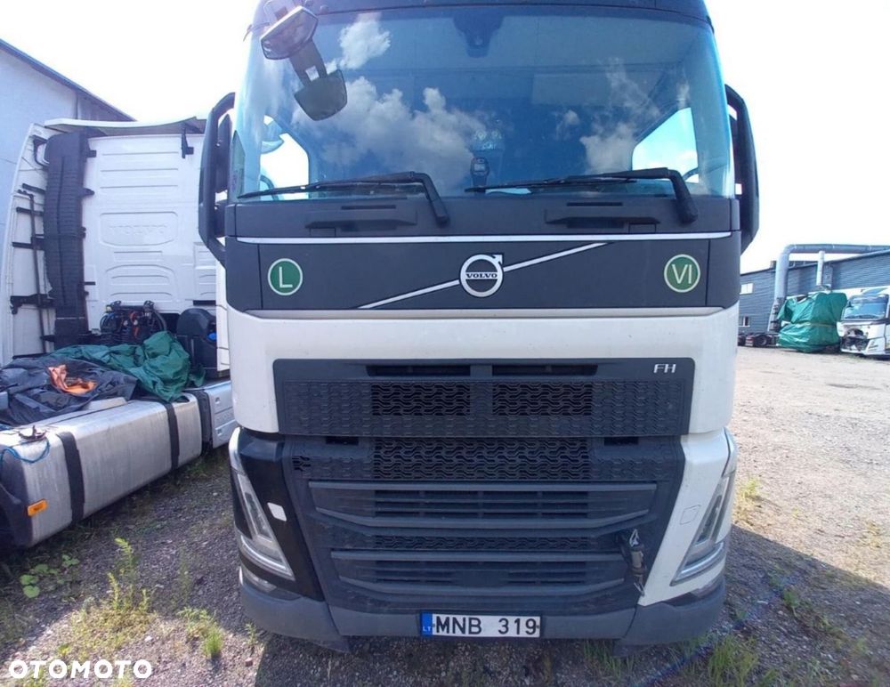 Volvo FH 460 Globetrotter XL i-Save - 1