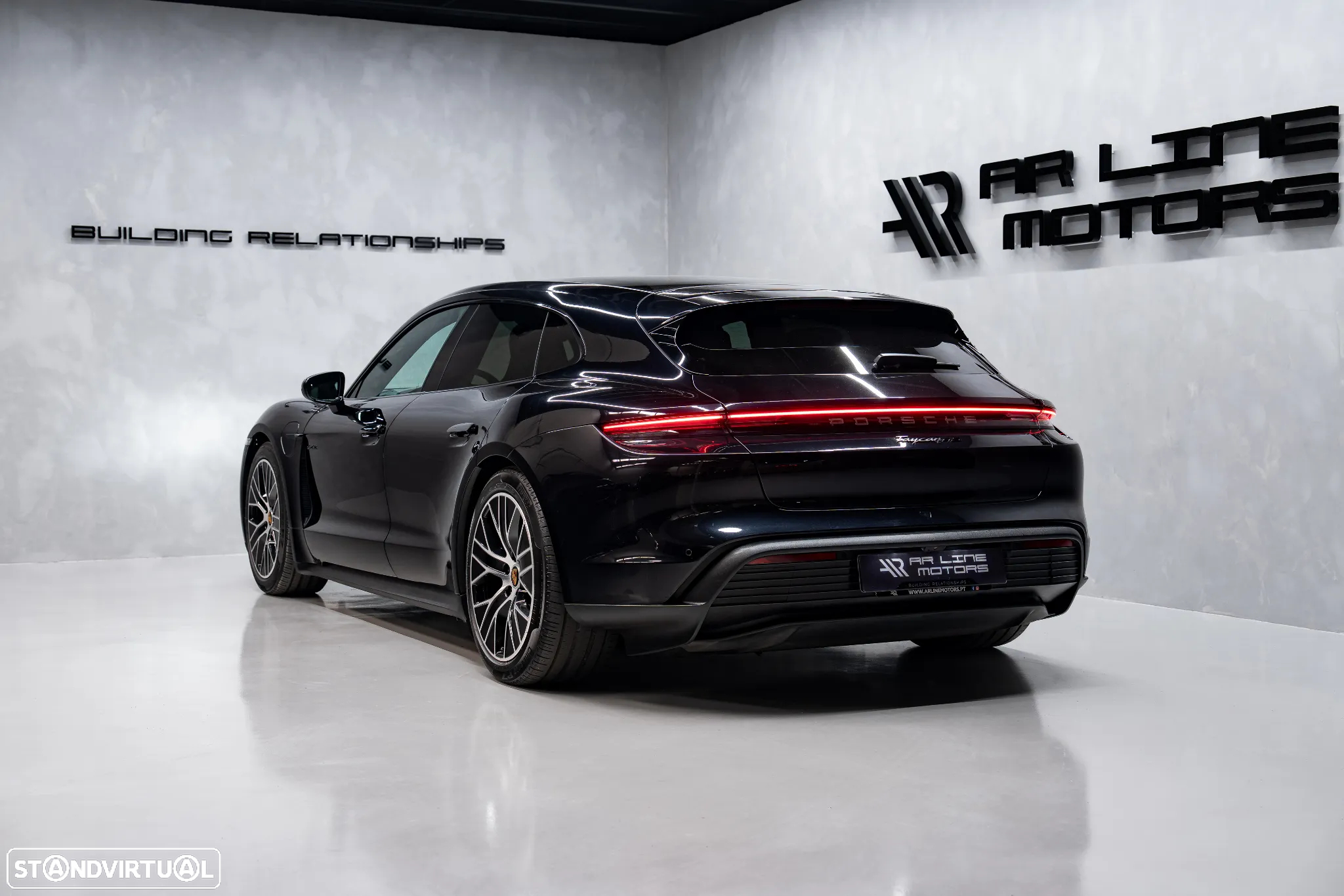 Porsche Taycan Sport Turismo Standard - 10
