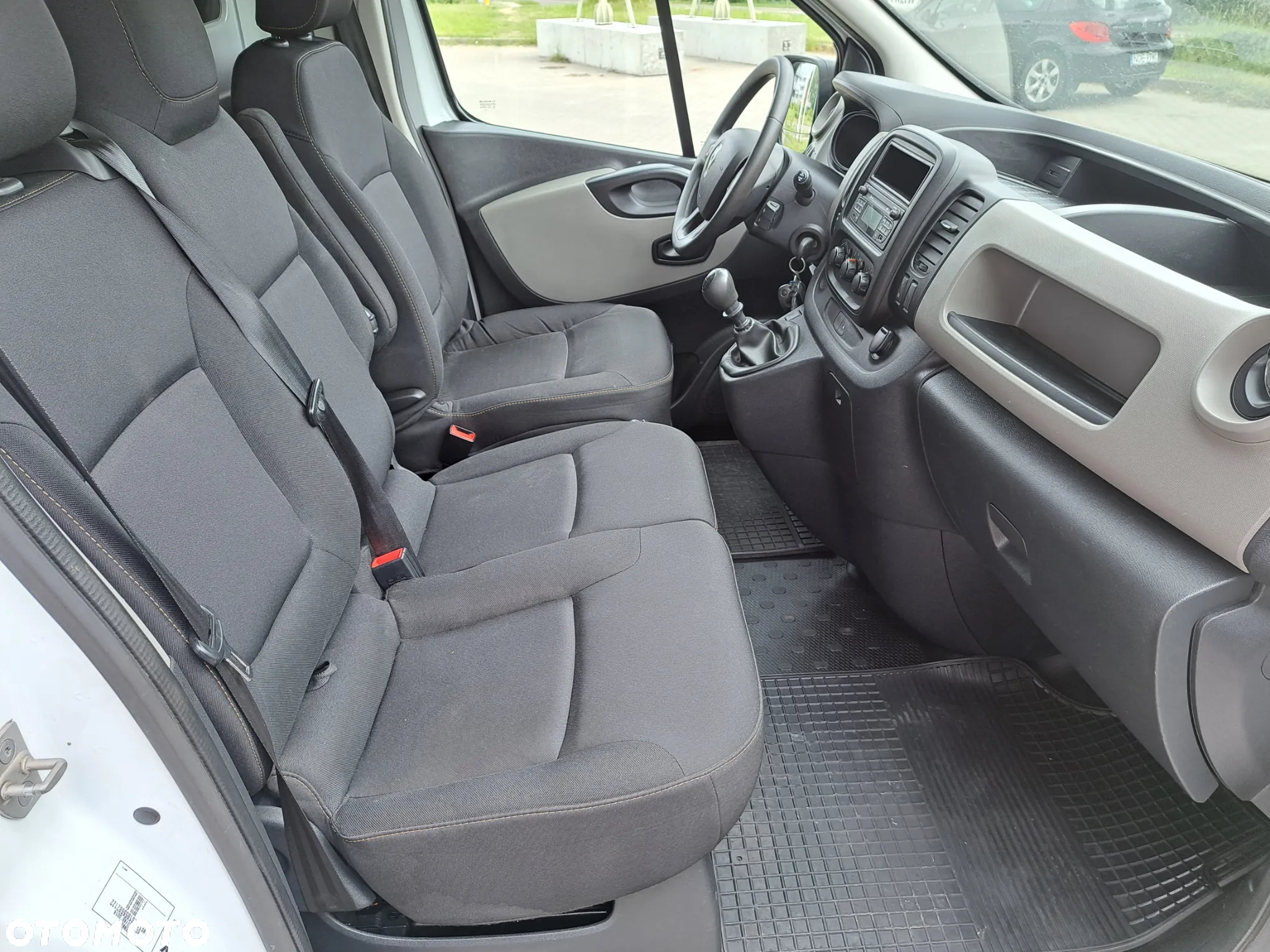 Renault Trafic - 15