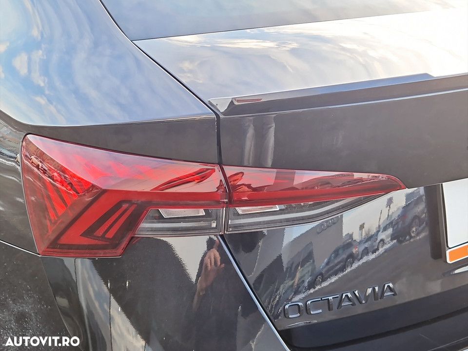 Skoda Octavia RS 2.0 TSI DSG - 10