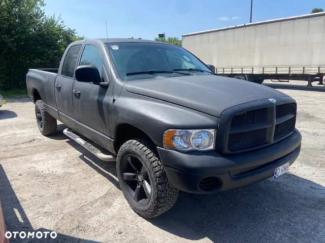 Dodge RAM - 18