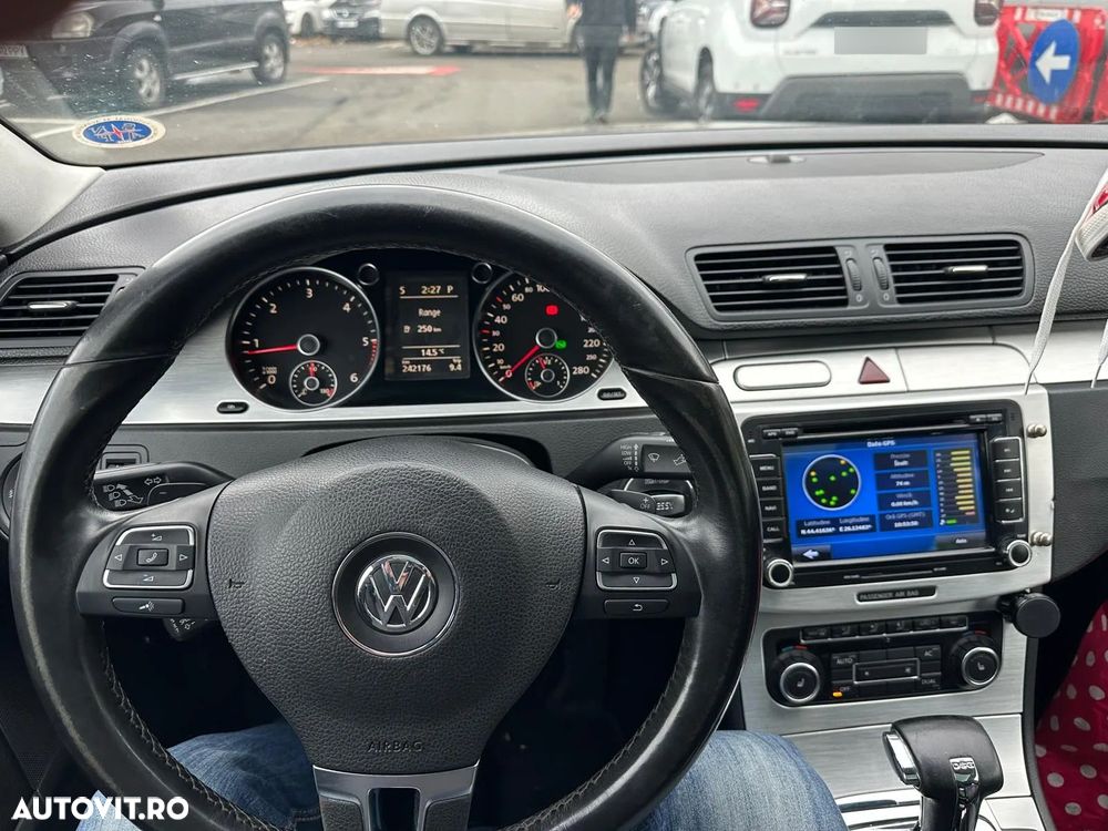 Volkswagen Passat - 2