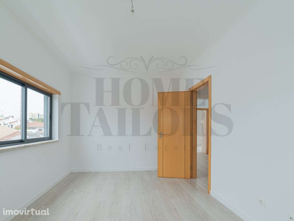 Moradia T5 com 296 m2, com design moderno e acabamentos de qualidad... - Grande imagem: 5/31