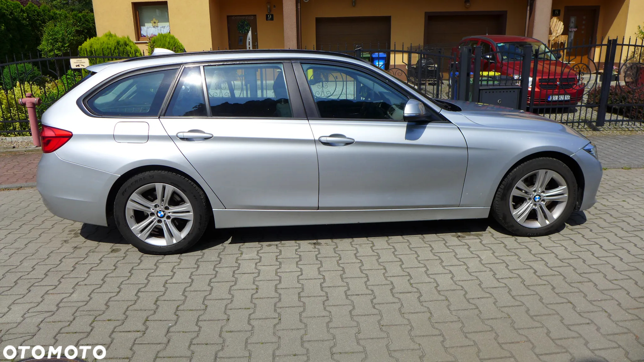 BMW Seria 3 320d Touring - 4