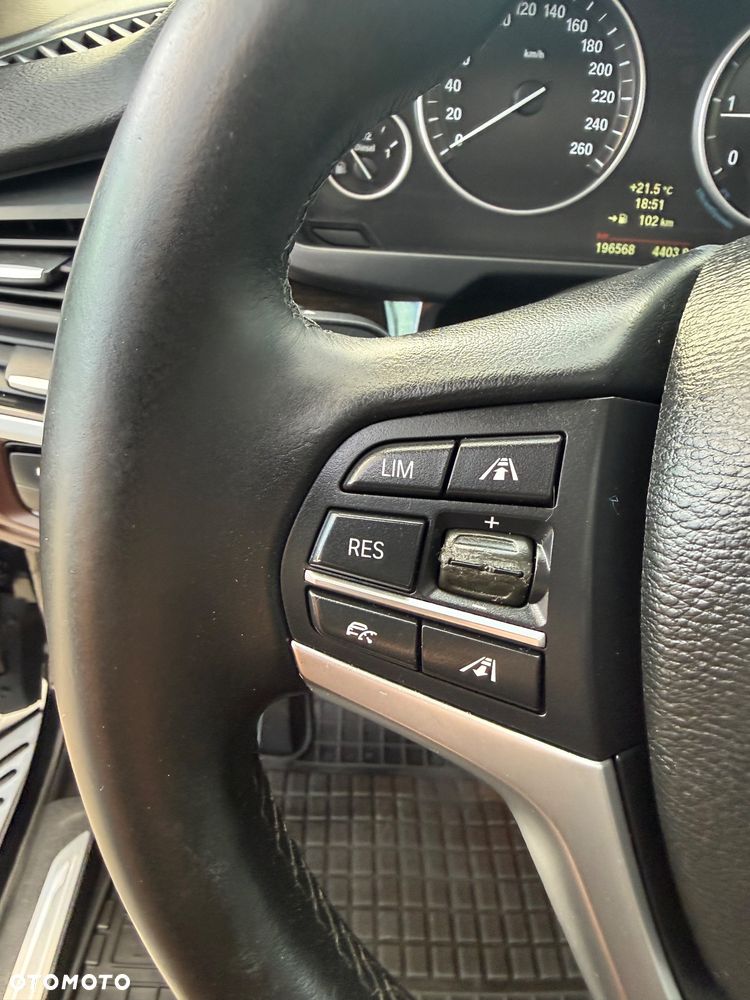 BMW X5 xDrive25d Sport-Aut - 24