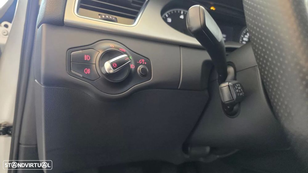 Audi A4 Avant 2.0 TDI Sport - 33