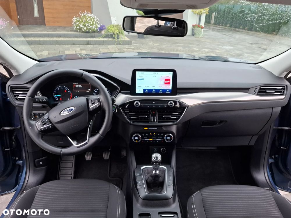 Ford Kuga 1.5 EcoBoost STYLE - 23