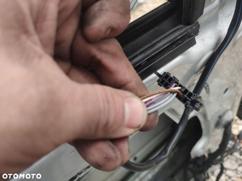 CC LUSTERKO LEWY PRZÓD VW PASSAT B5 FL 01- LA7W SREBRNE 5 PIN - 3