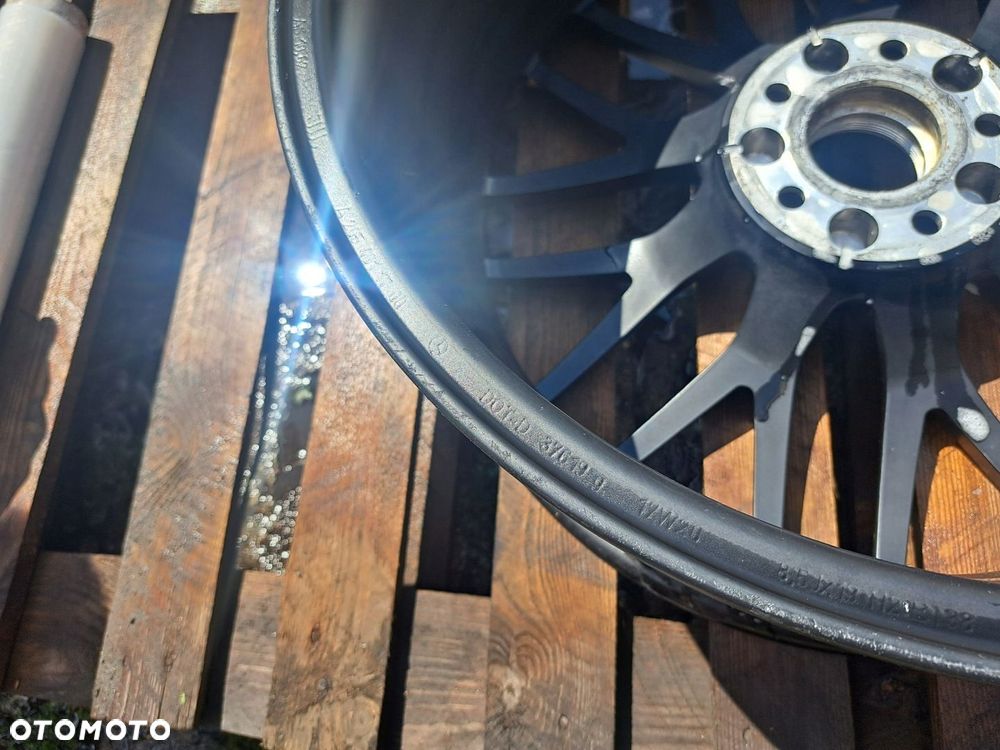 Oryg. Mercedes C-Klasa 205 A205 W205 C63 AMG 19 A2054011700 8.5j et38 4714 - 2