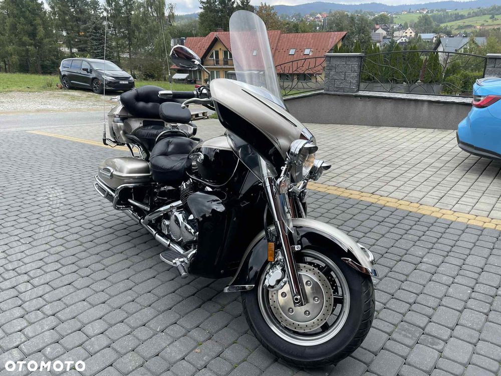 Yamaha Venture - 4