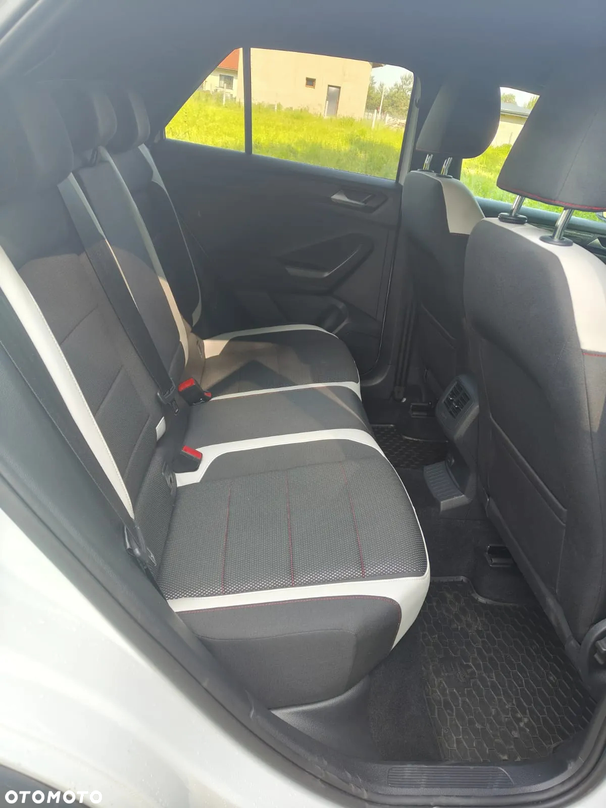 Volkswagen T-Roc 2.0 TSI 4Motion Premium DSG - 11