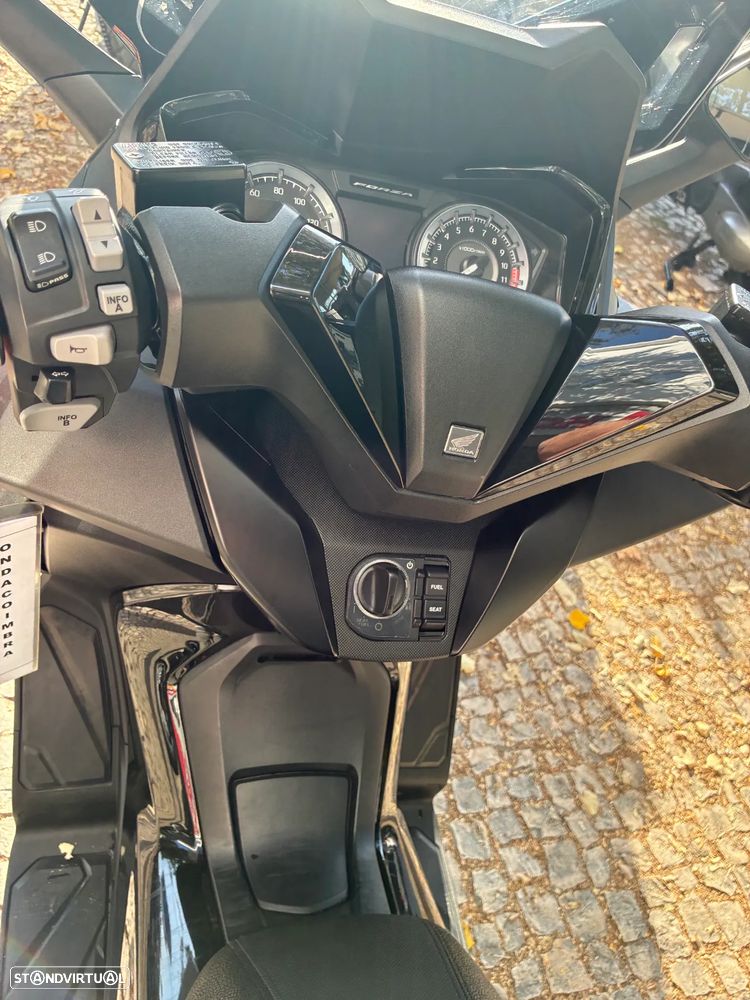 Honda Forza 125 IA - 13