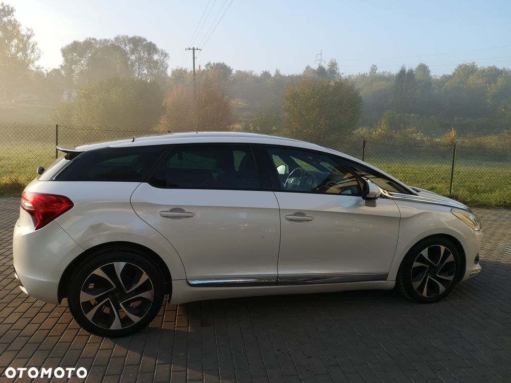 Citroën DS5 HDi 165 Business - 22