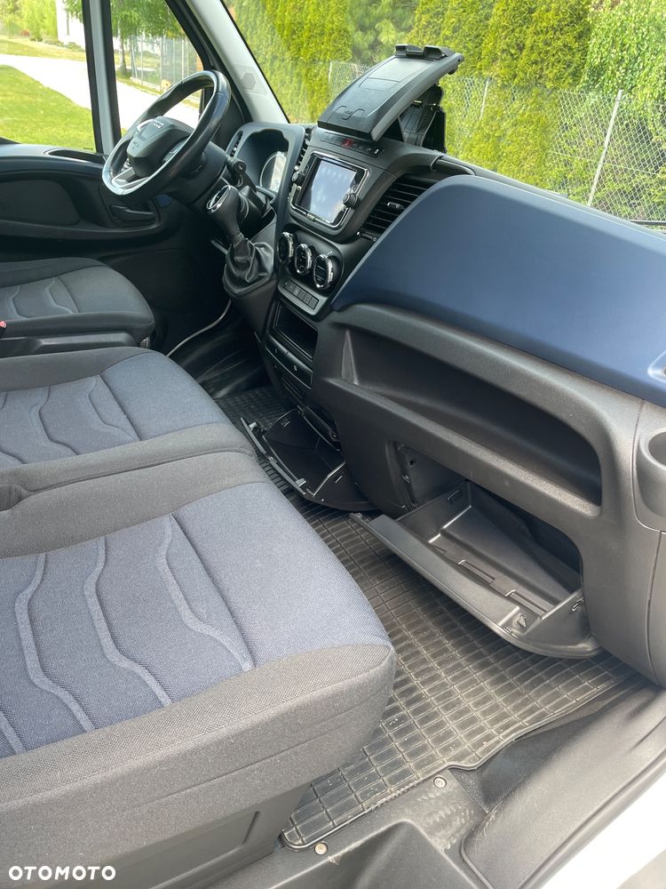 Iveco 35S16 - 11