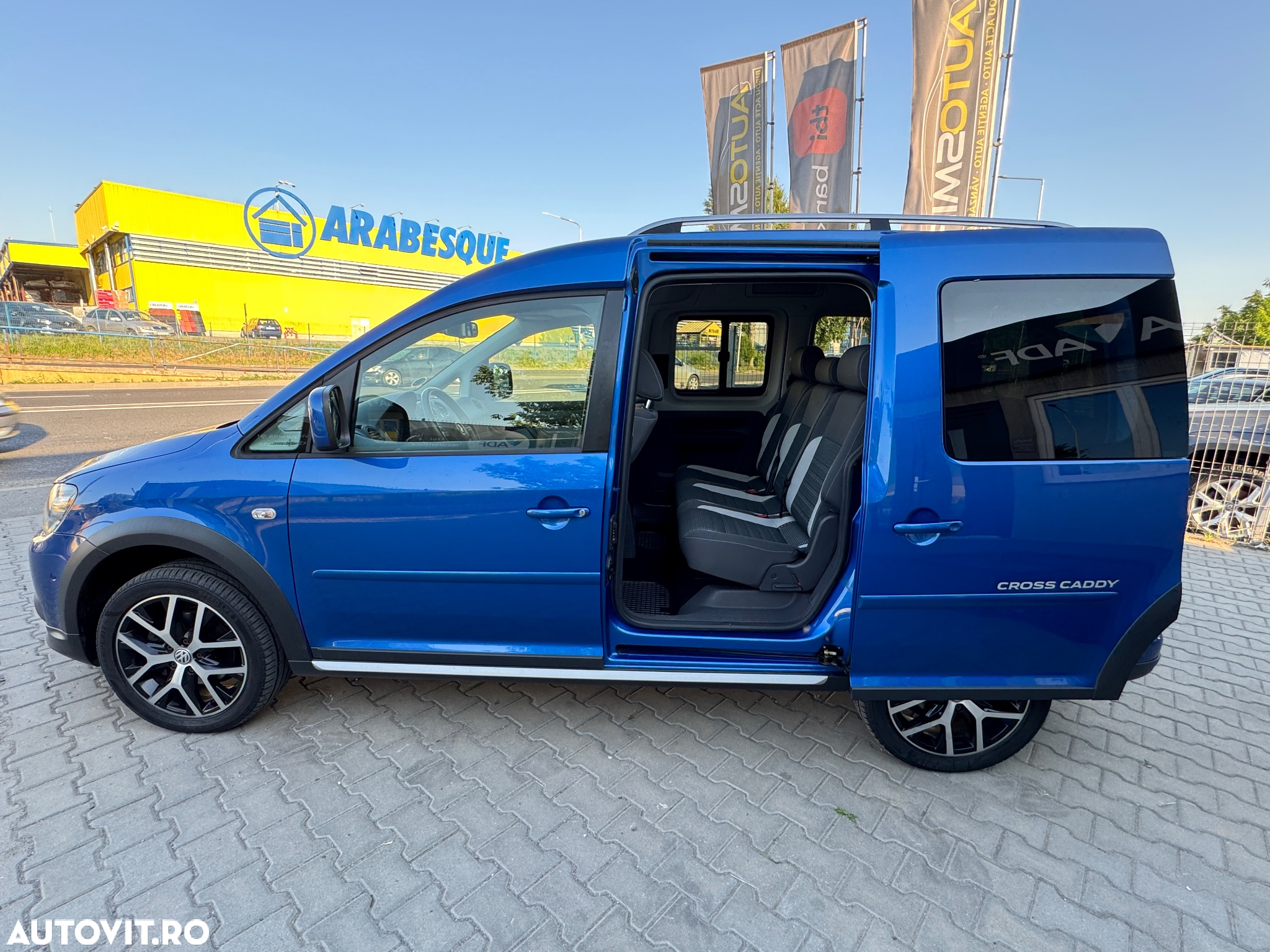 Volkswagen Caddy 2.0 TDI 4Motion Trendline - 24