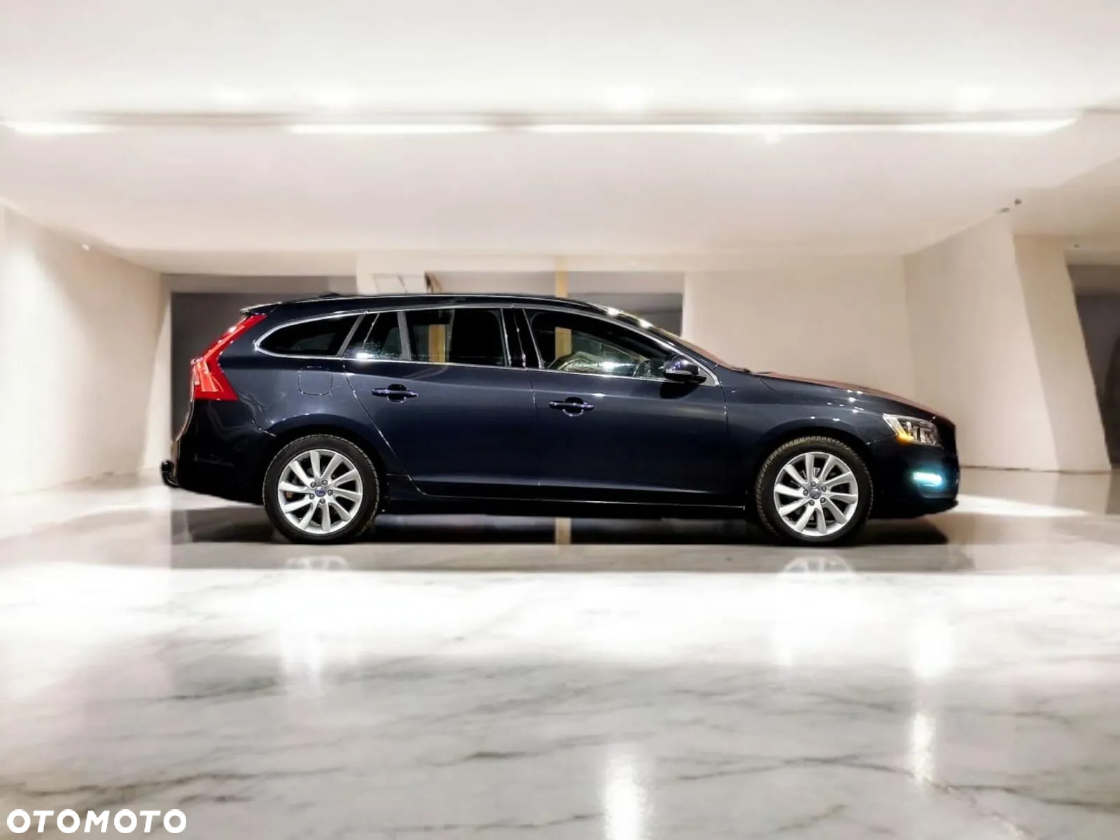 Volvo V60 D3 Business Edition - 5