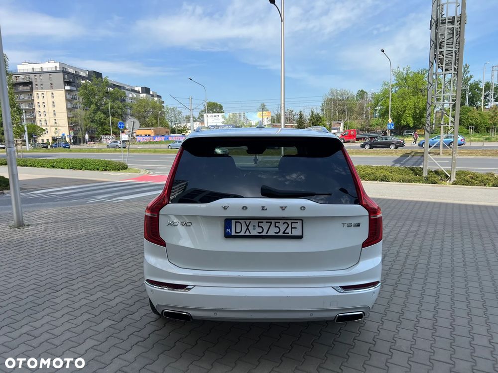 Volvo XC 90 T8 AWD Recharge Geartronic Inscription Edition - 4