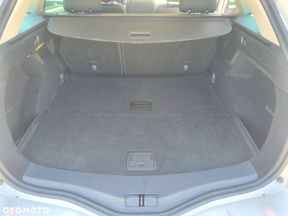 Renault Megane 1.3 TCe FAP Limited EDC - 32