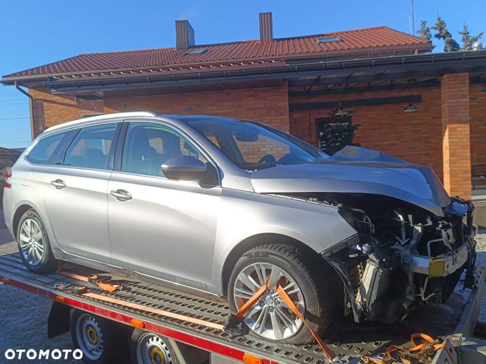 Peugeot 308 BlueHDi 120 EAT6 Stop & Start Business-Line - 5