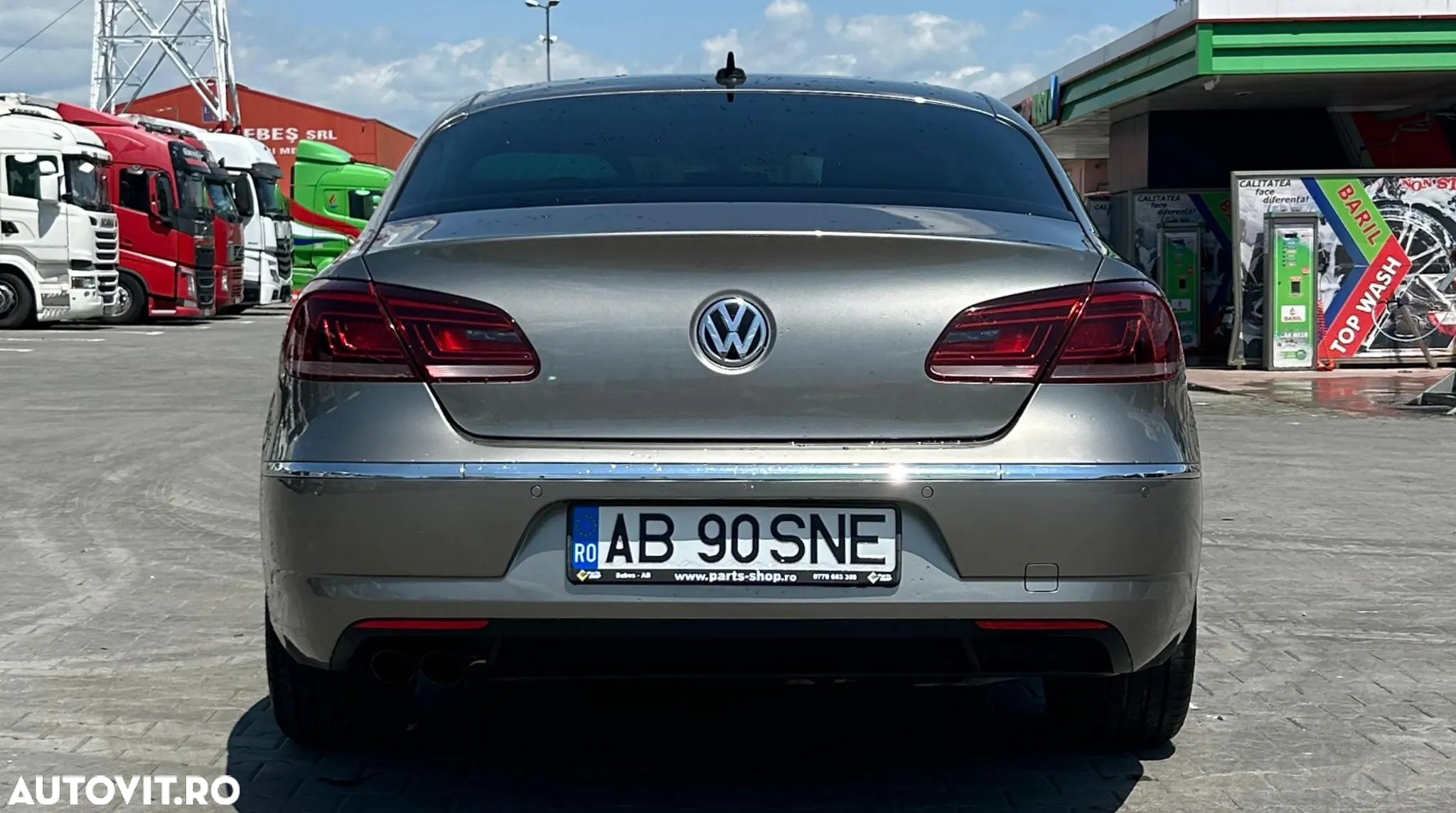 Volkswagen Passat - 10