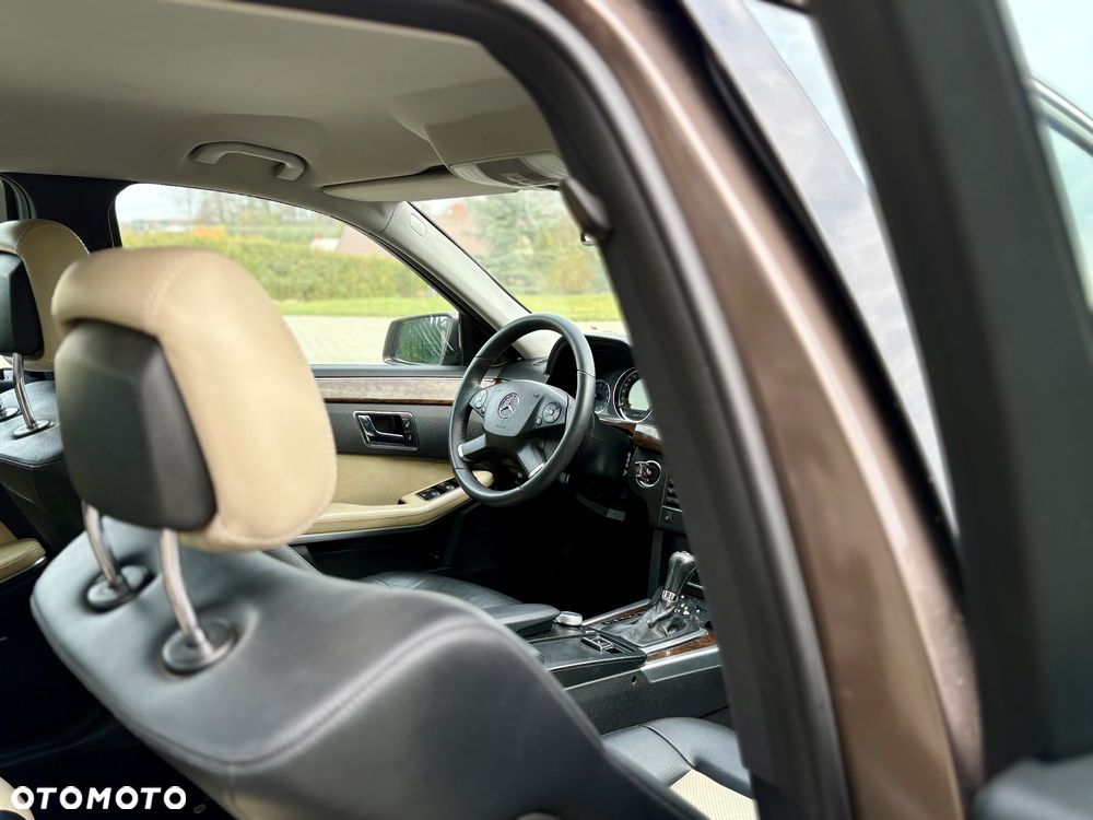 Mercedes-Benz Klasa E - 10