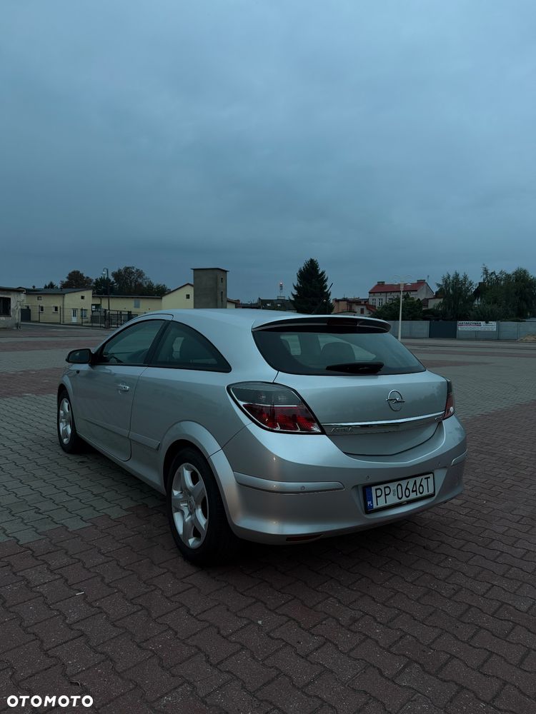 Opel Astra H 2007 photo 5